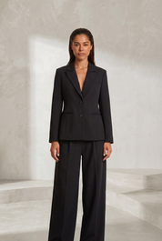Ensemble noir blazer pantalon large | Lounelle Paris