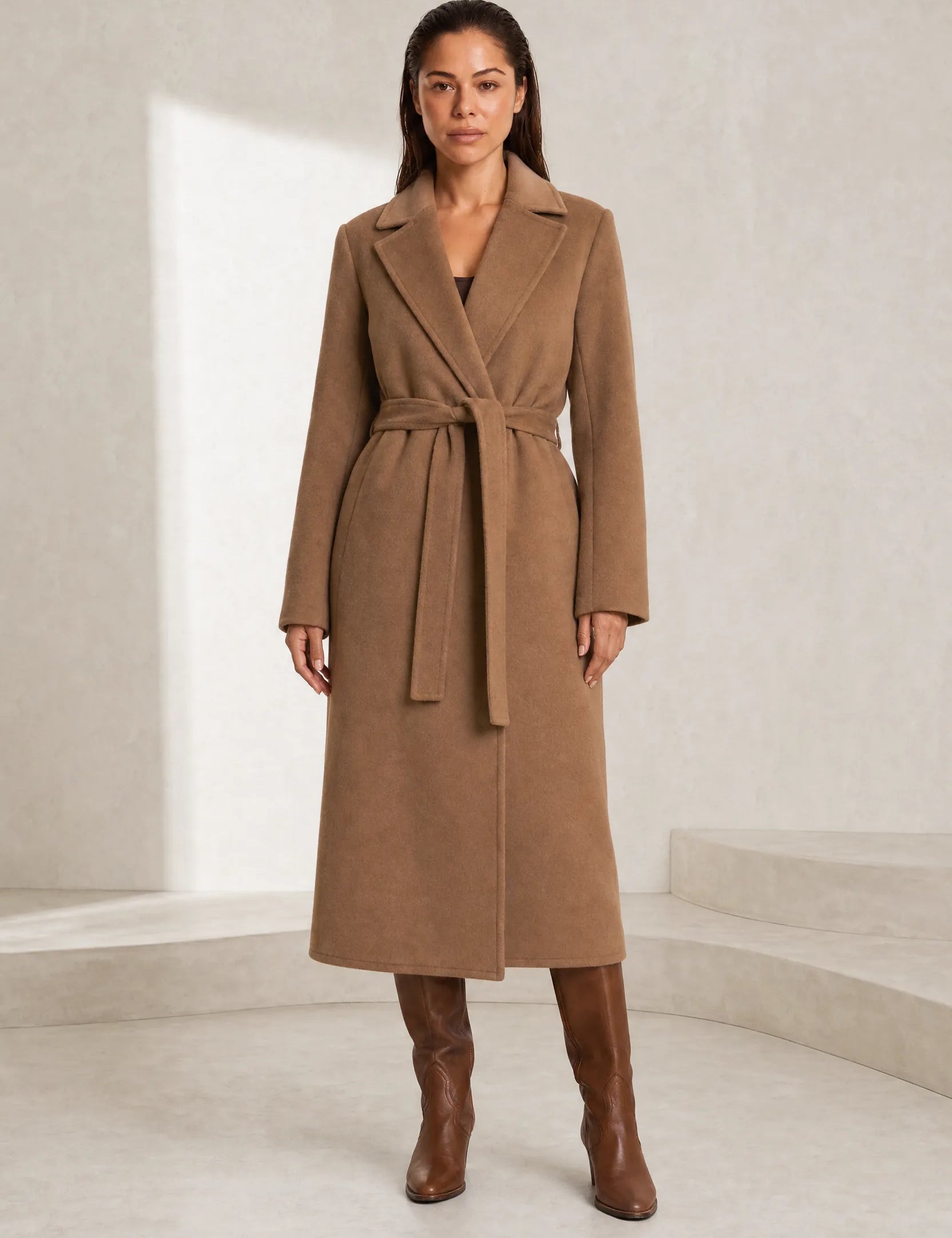 Manteau long marron foncé ceinturé | Lounelle Paris