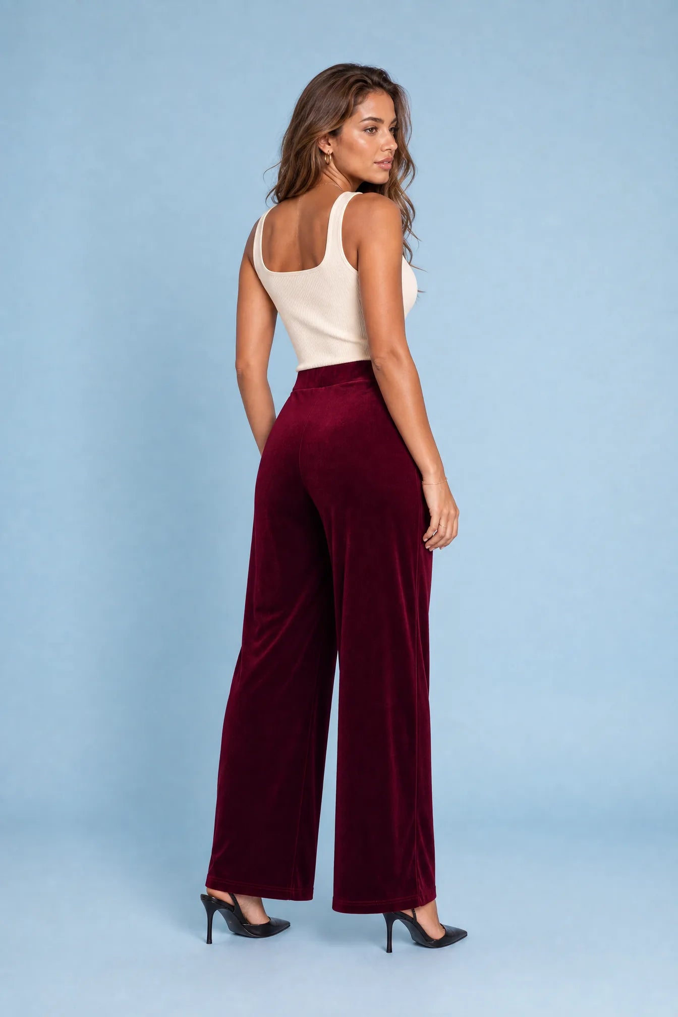 Pantalon large bordeaux taille haute en velours | Vue de dos | Lounelle Paris