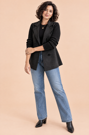 Blazer noir croisé à revers | Porté sur une autre silhouette | Lounelle Paris