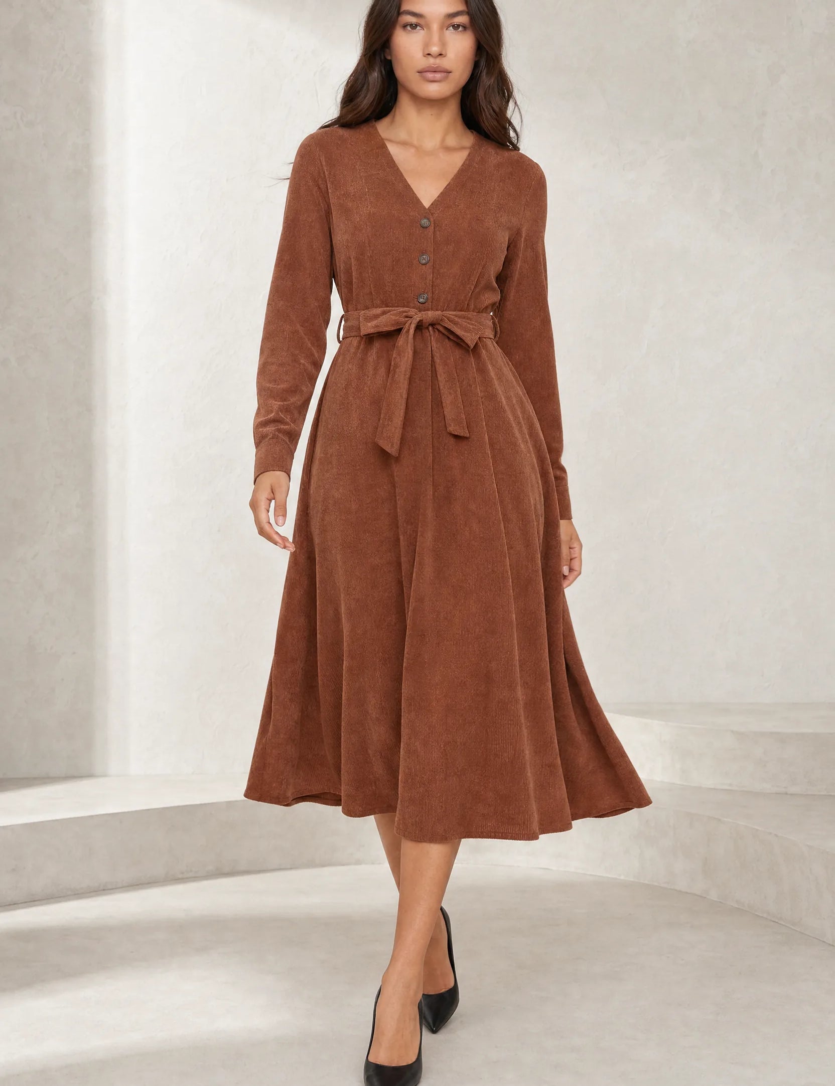Robe marron col V velours côtelé | Lounelle Paris