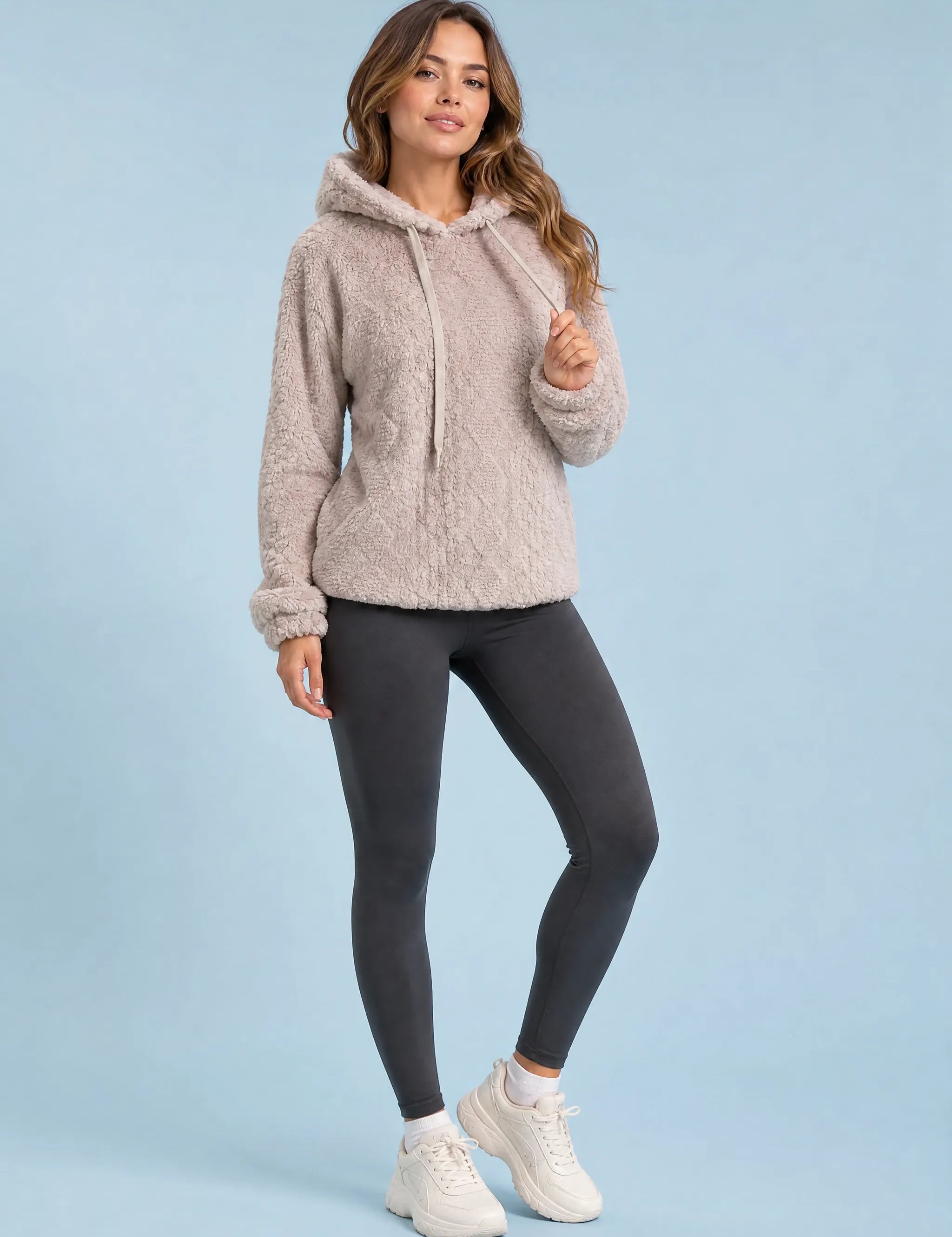 Sweat à capuche ample pelucheux | Vue de face | Lounelle Paris