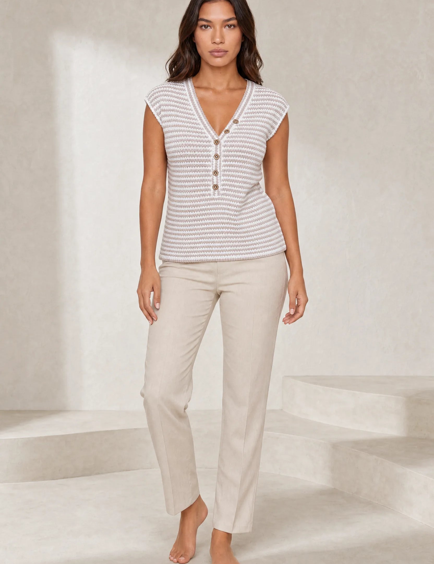 Top maille beige rayé col V | Lounelle Paris
