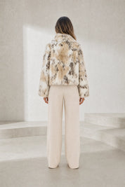 Veste fausse fourrure écru mouchetée | Lounelle Paris
